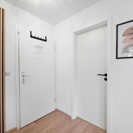 Malu Rooms - Im Stadtzentrum, Smarttv, Netflix, 24H Checkin Людвигсбург Экстерьер фото